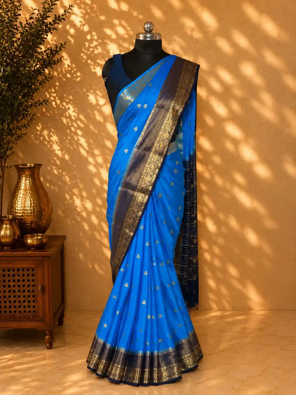 Crepe Saree with Contrasting Navy Blue Skirt Border